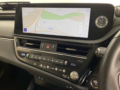 2023 Lexus ES 300h
