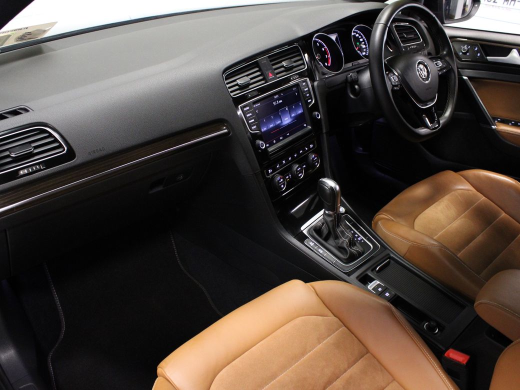 2016 Volkswagen Golf