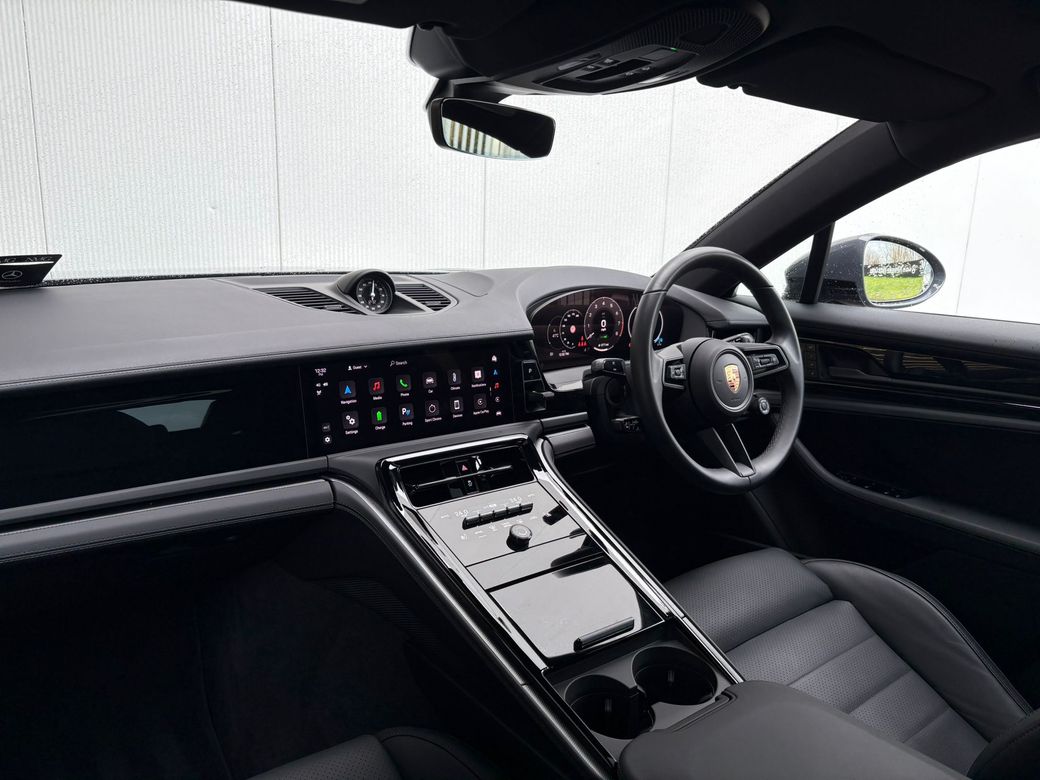 2025 Porsche Panamera
