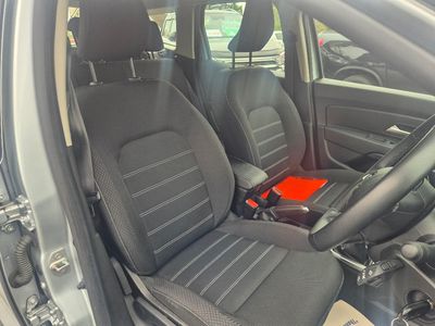 2023 Dacia Duster