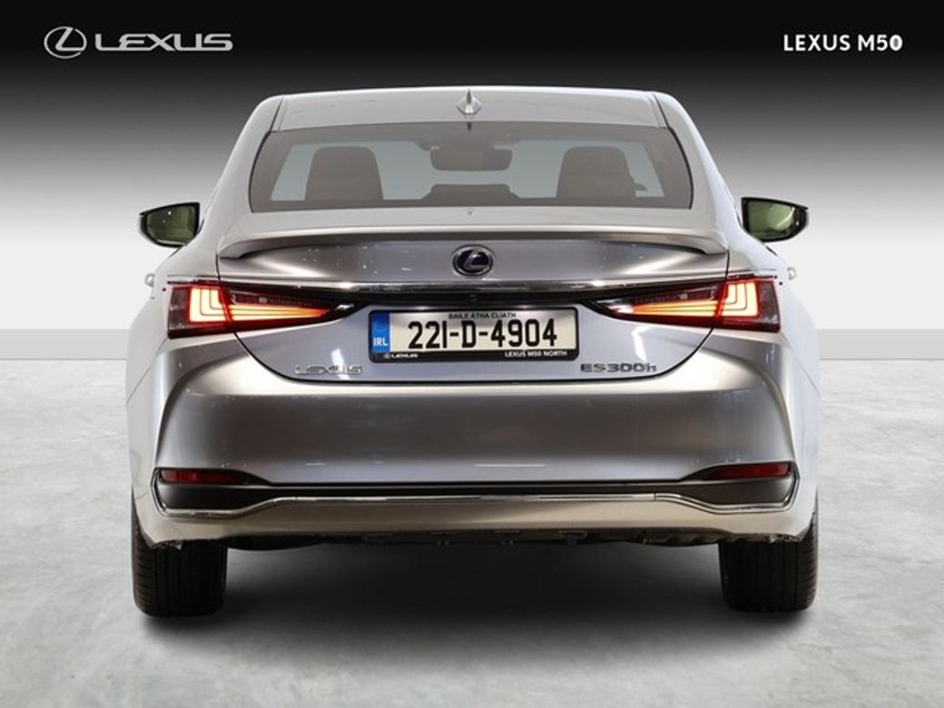 2022 Lexus ES 300h