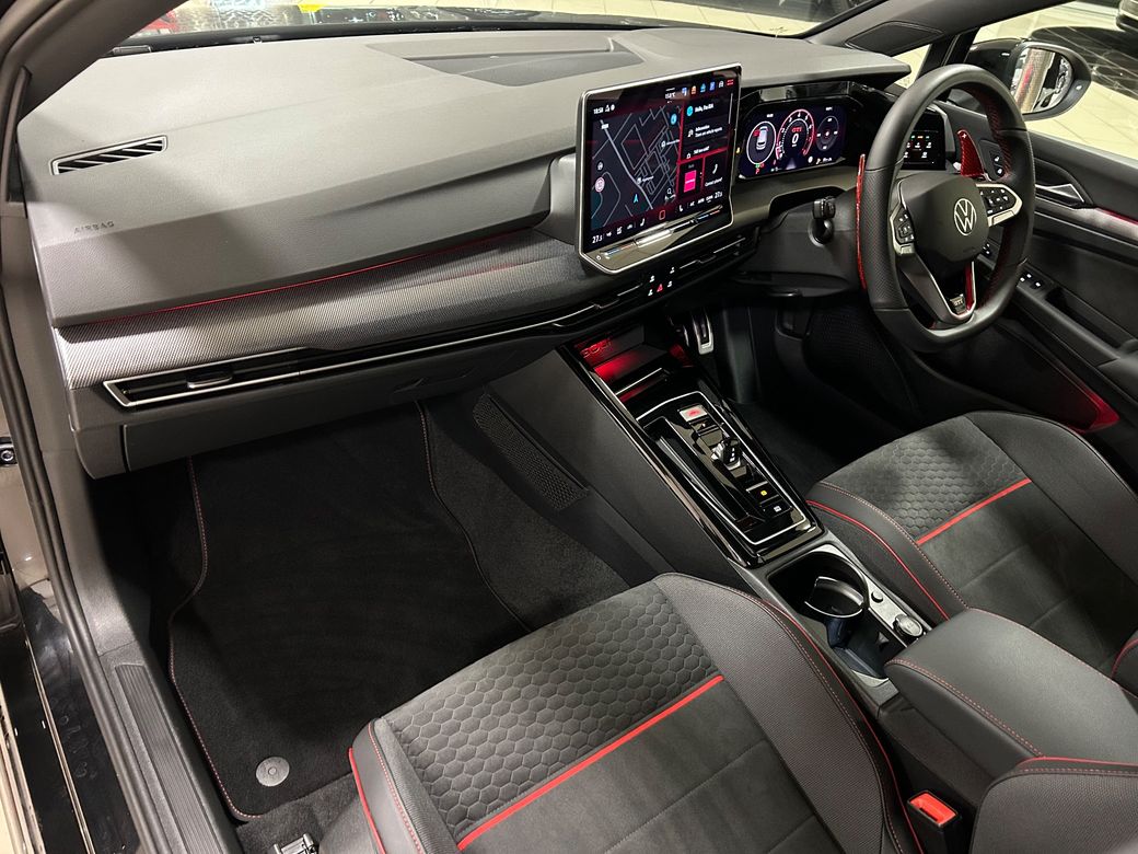 2025 Volkswagen Golf