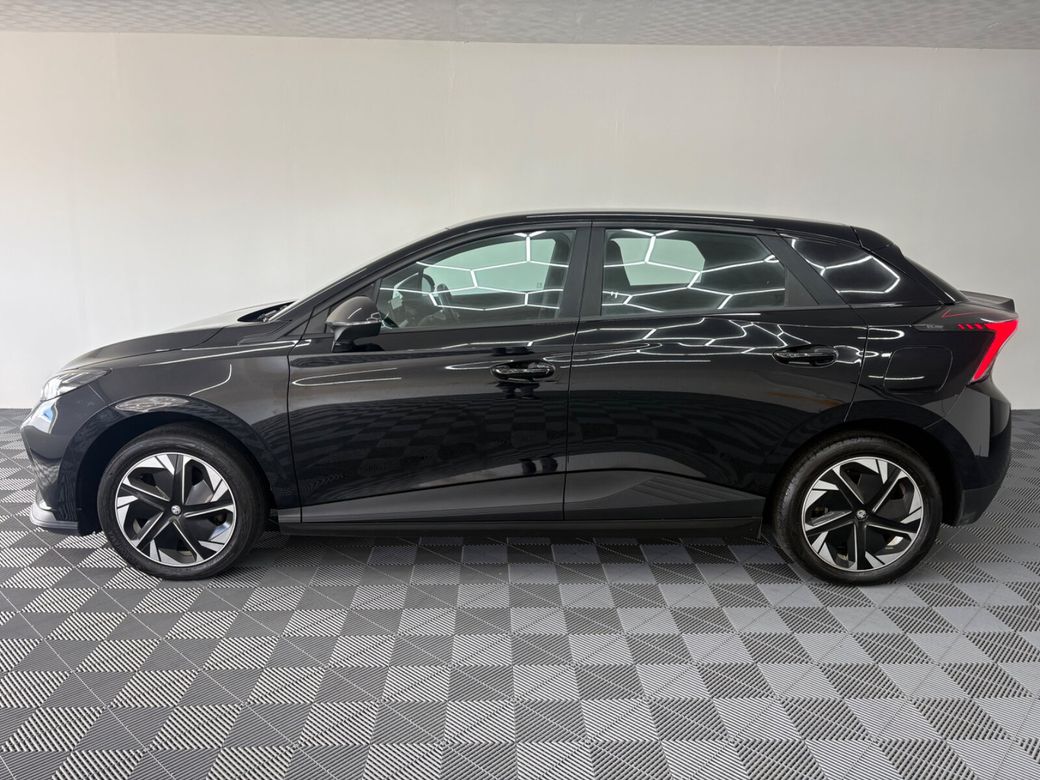 2023 MG 4
