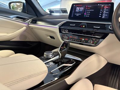 2021 BMW 5 Series