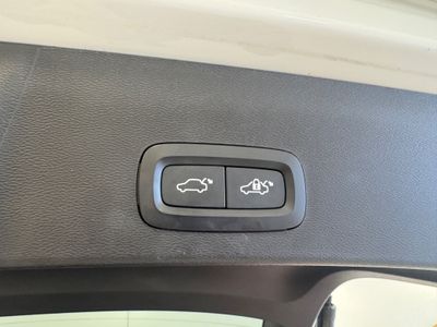 2022 Volvo XC40