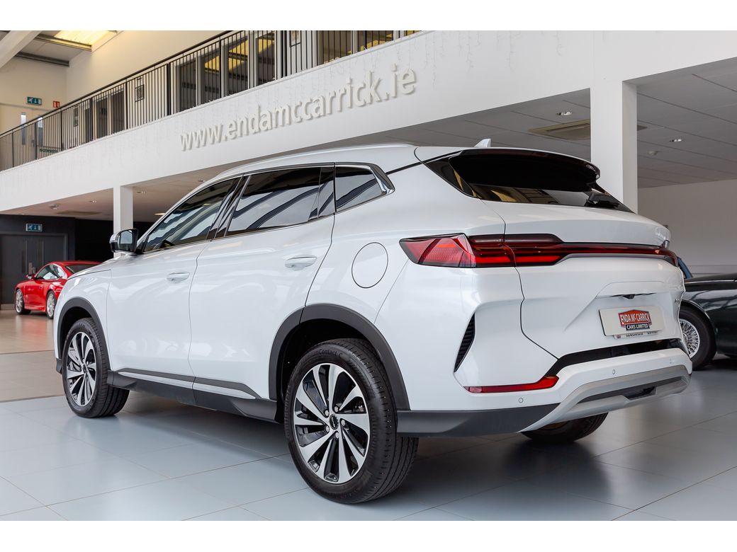 2025 BYD Seal U