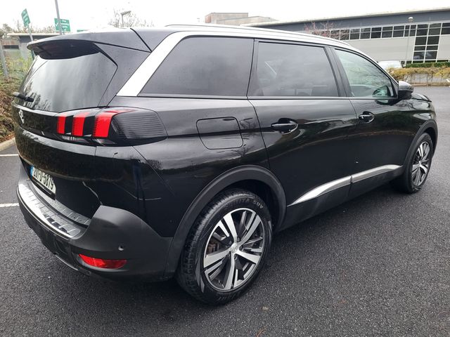 2020 Peugeot 5008