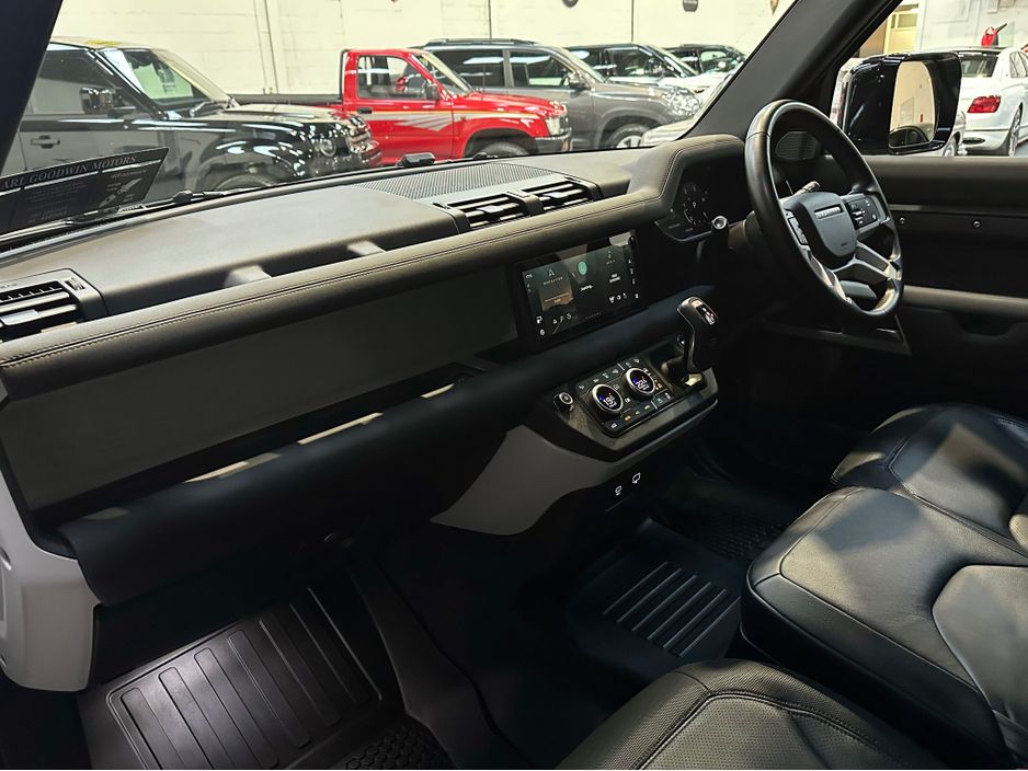 2024 Land Rover Defender