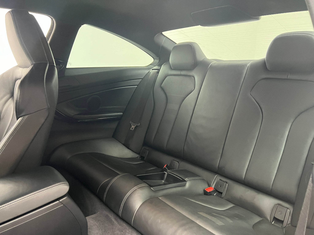 2019 BMW M4