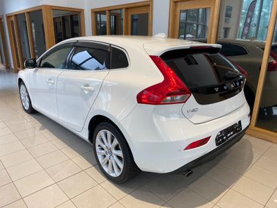 2015 Volvo V40