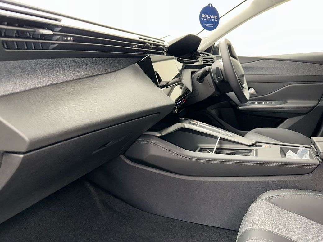 2025 Peugeot 408