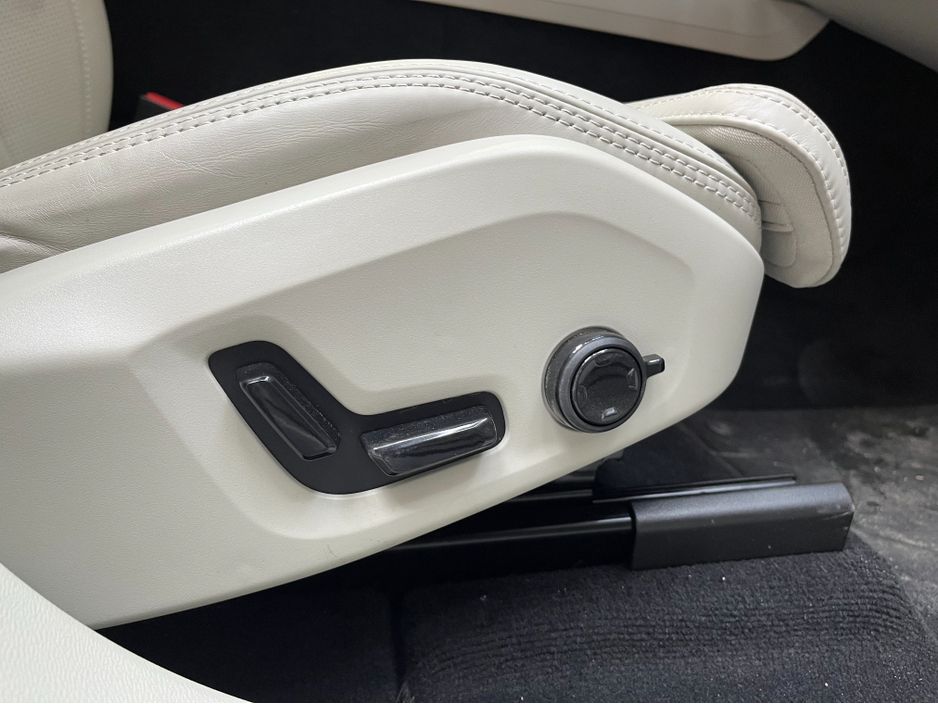 2023 Volvo XC60