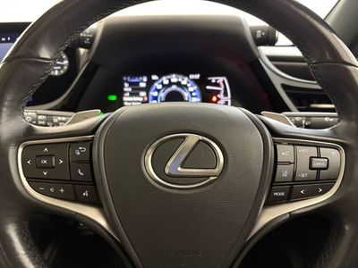 2023 Lexus ES 300h
