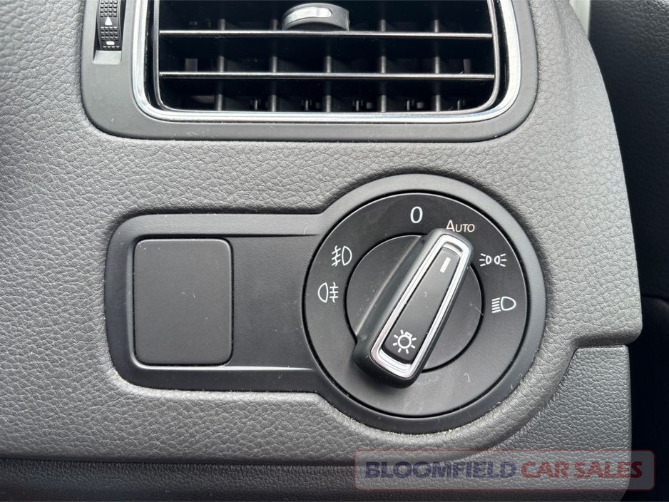 2017 Volkswagen Polo