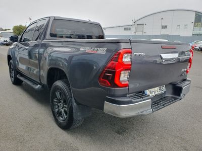 2024 Toyota Hilux