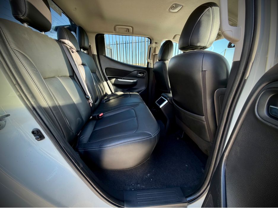 2020 Mitsubishi L200