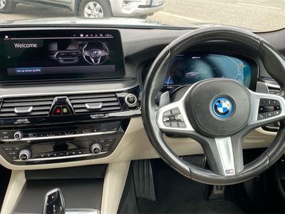 2022 BMW 5 Series