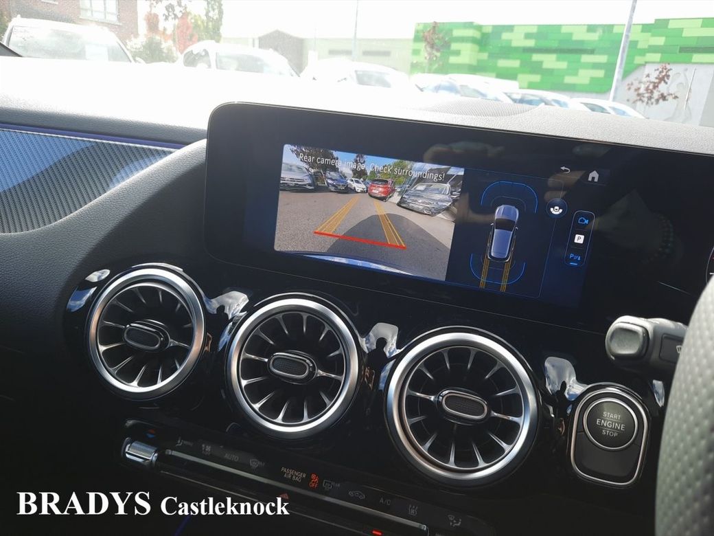 2025 Mercedes-Benz GLA Class