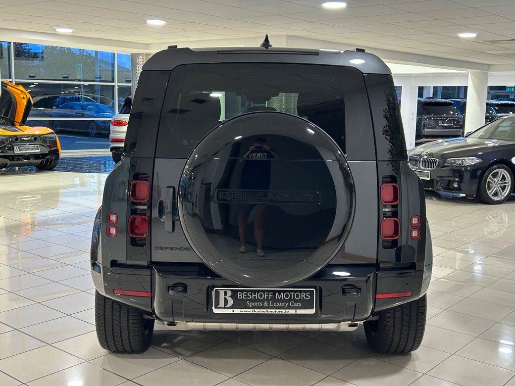 2025 Land Rover Defender