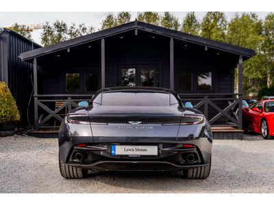2024 Aston Martin DB12