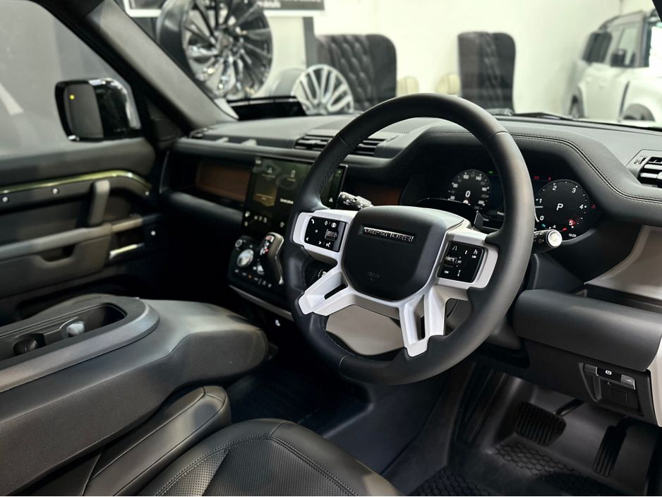 2026 Land Rover Defender