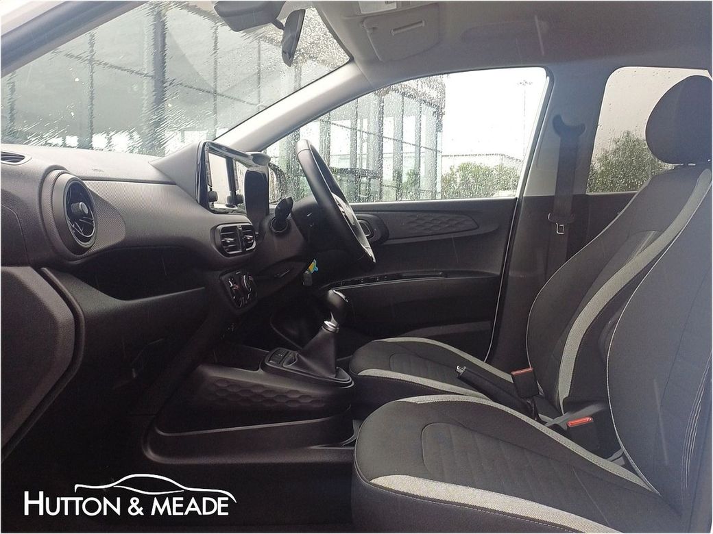 2023 Hyundai i10