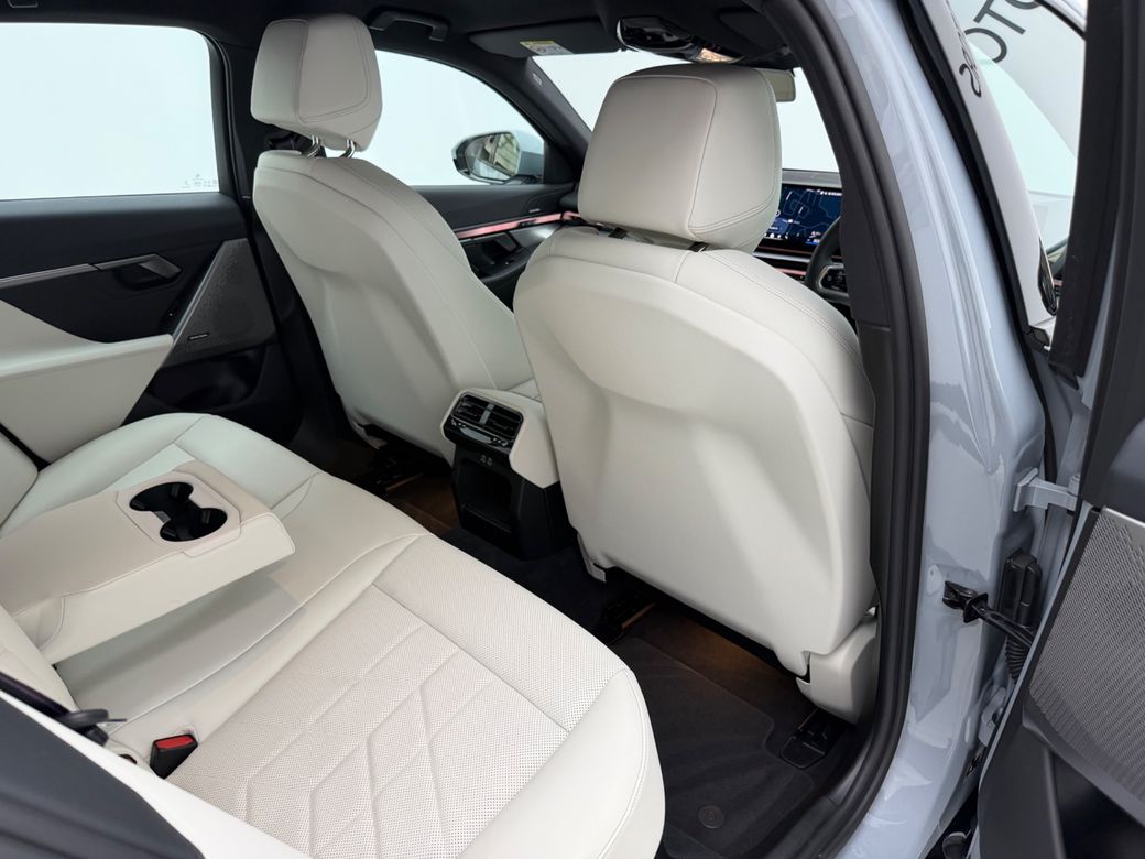 2024 BMW i5