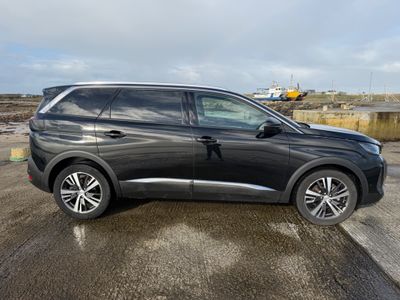 2023 Peugeot 5008