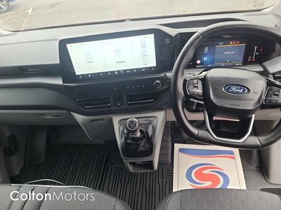 2025 Ford Transit Custom