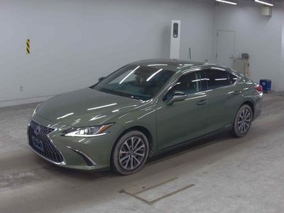 2021 Lexus ES 300h