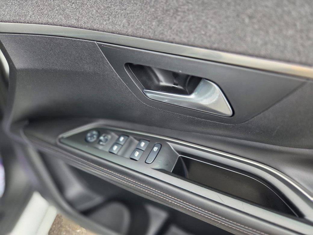 2018 Peugeot 5008