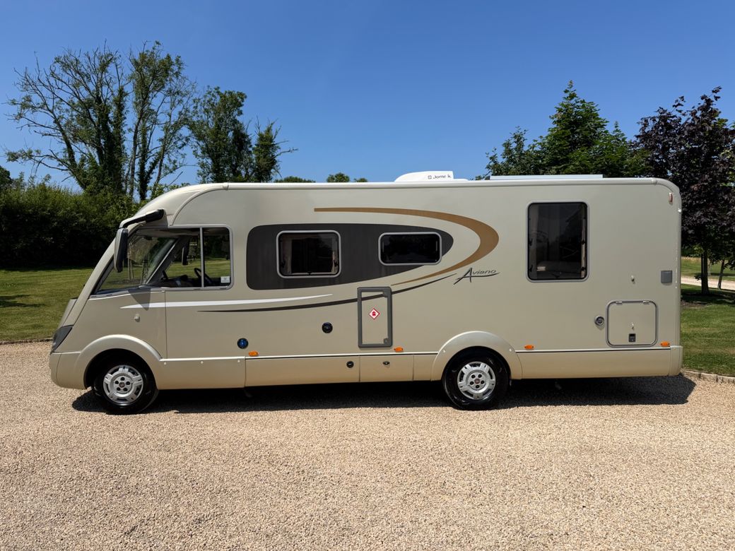 2014 BURSTNER AVIANO i727 R.H.D MANUAL C1 REQUIRED