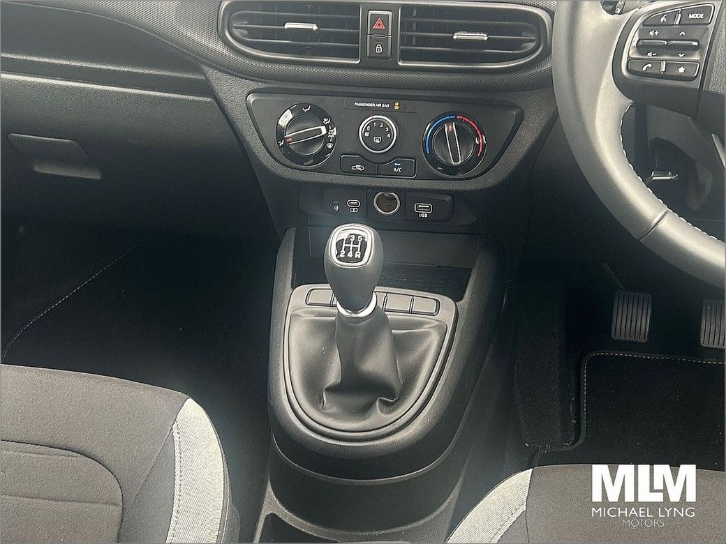 2025 Hyundai i10
