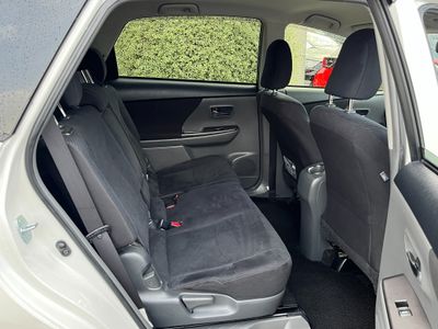 2014 Toyota Prius Alpha