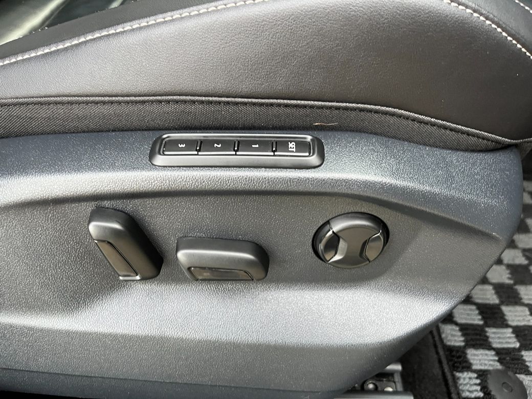 2023 Volkswagen T-Roc