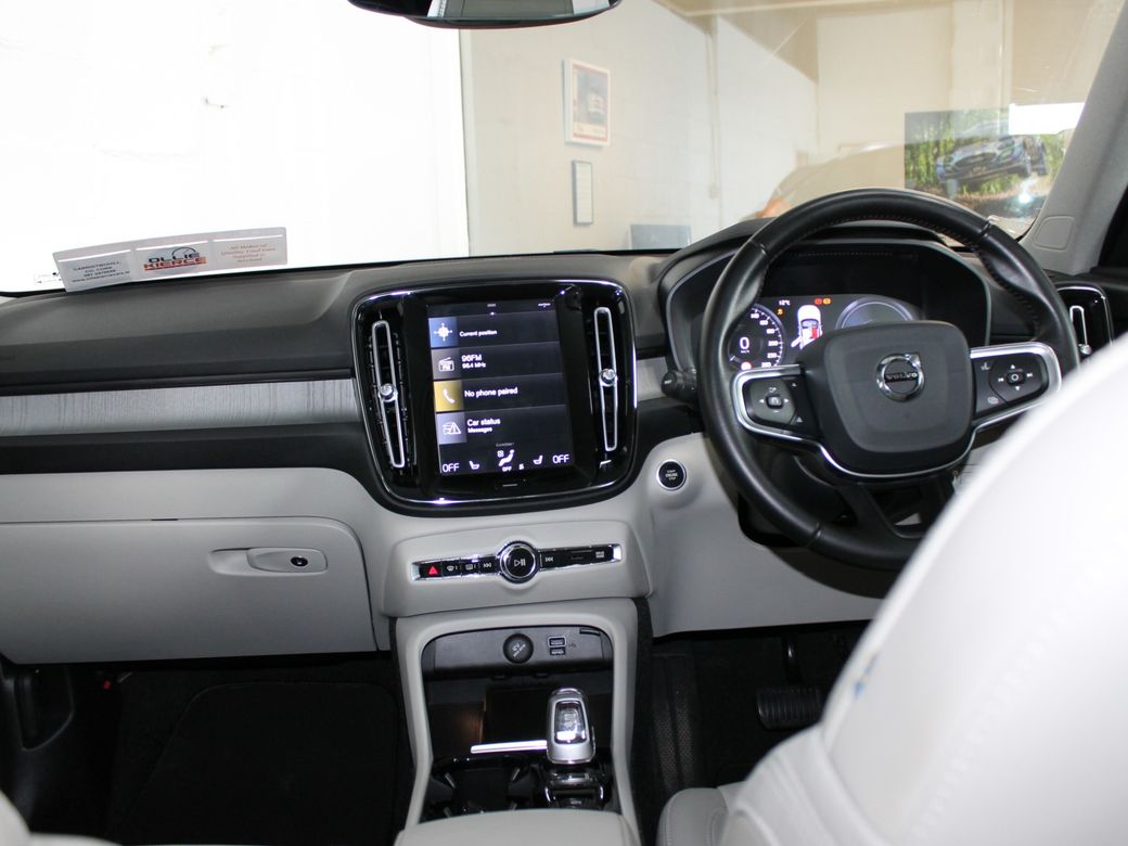 2020 Volvo XC40