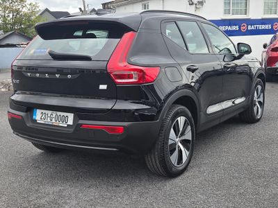 2023 Volvo XC40