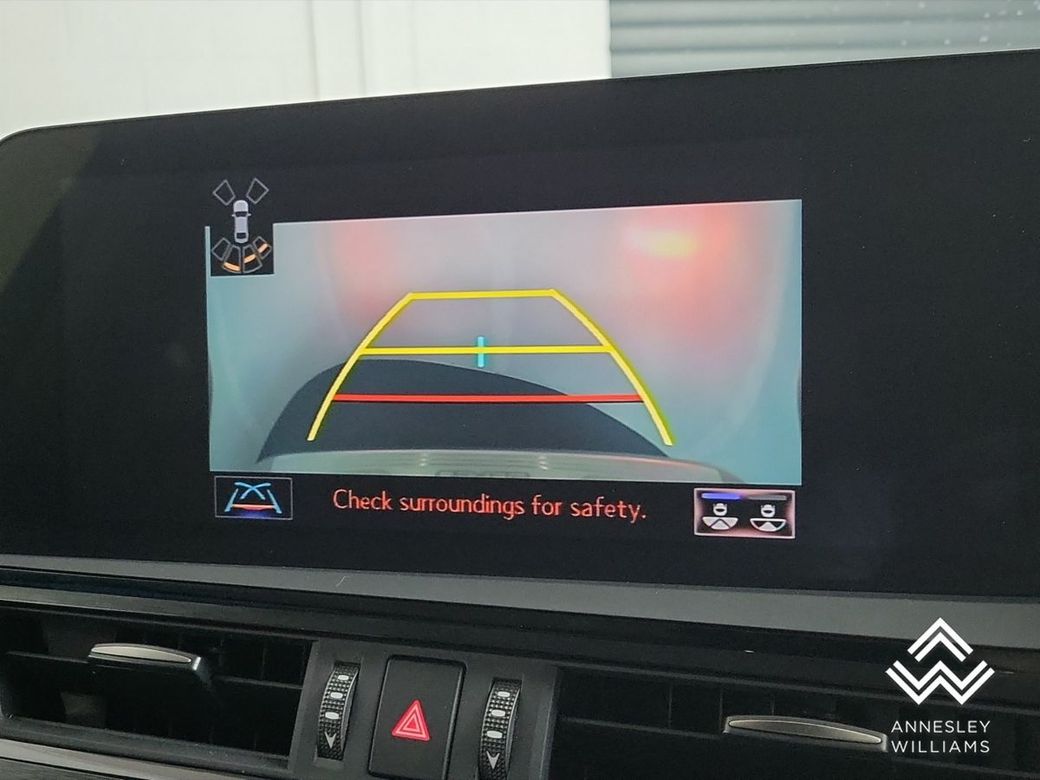 2022 Lexus ES 300h