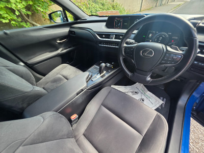 2023 Lexus UX 300e