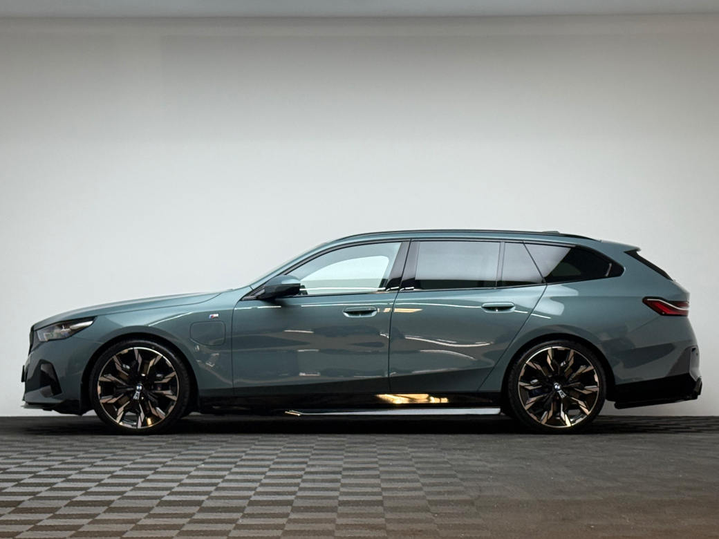 2025 BMW 5 Series