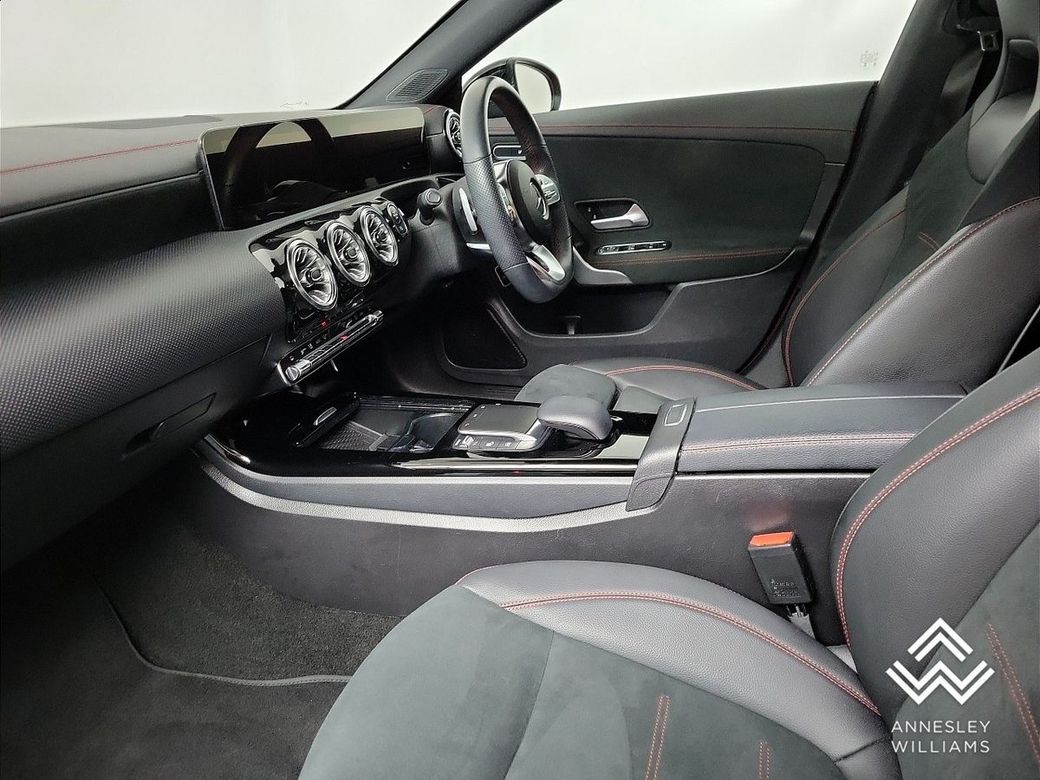 2023 Mercedes-Benz CLA Class