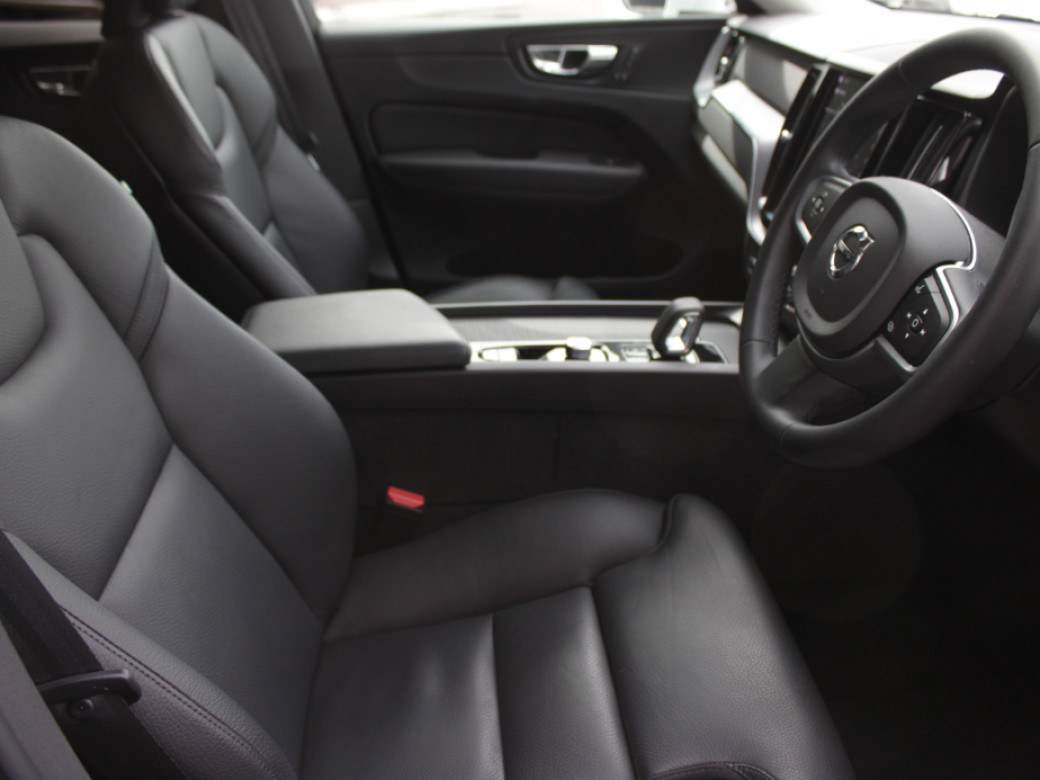 2022 Volvo XC60