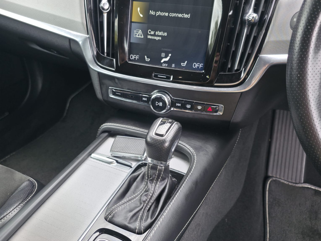 2019 Volvo S90