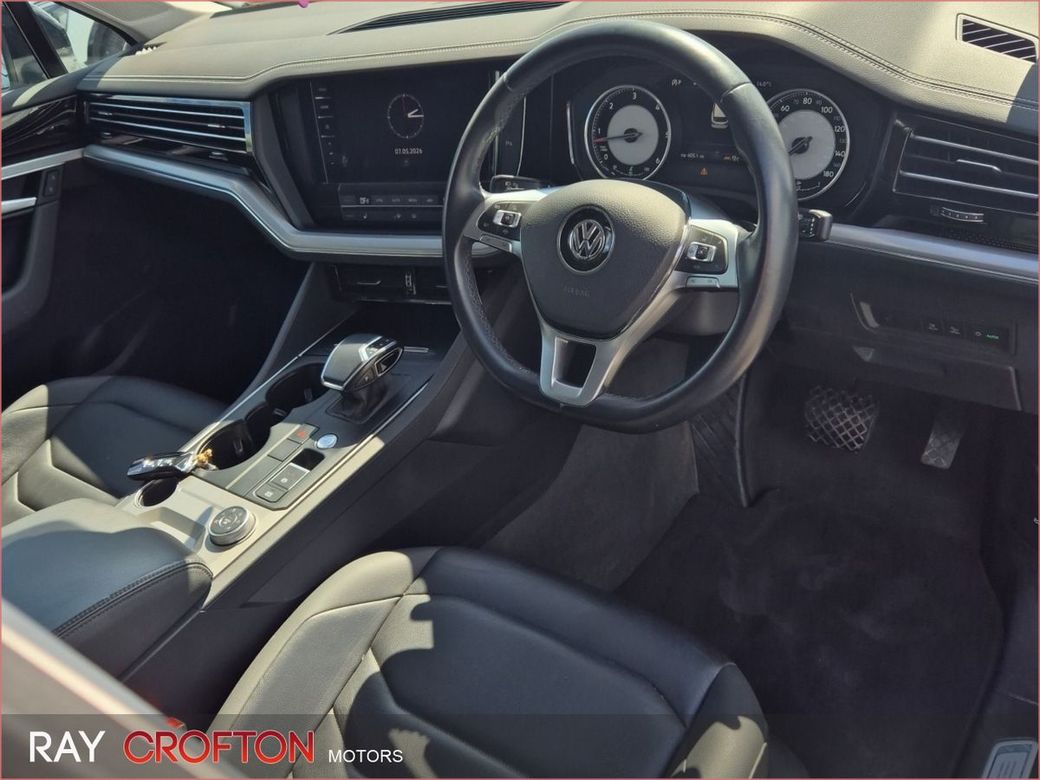 2019 Volkswagen Touareg