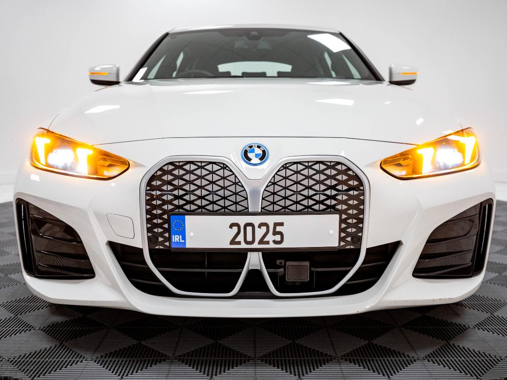 2025 BMW i4