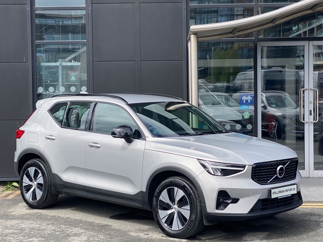 2023 Volvo XC40