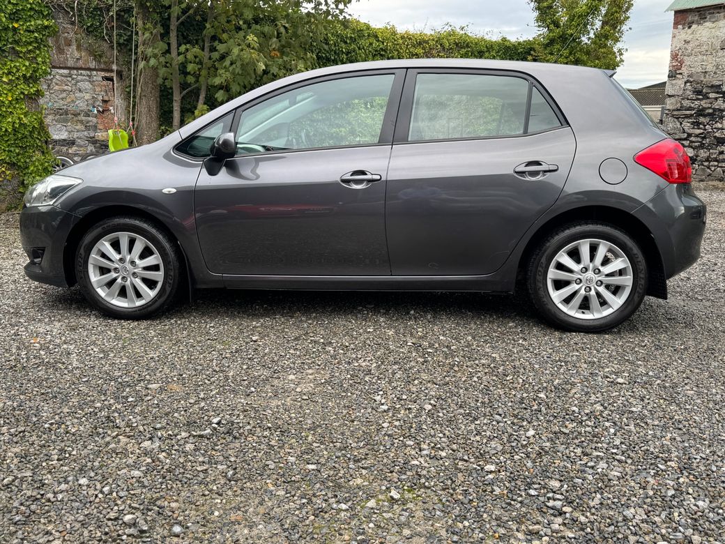 2009 Toyota Auris