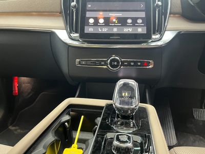 2025 Volvo XC90