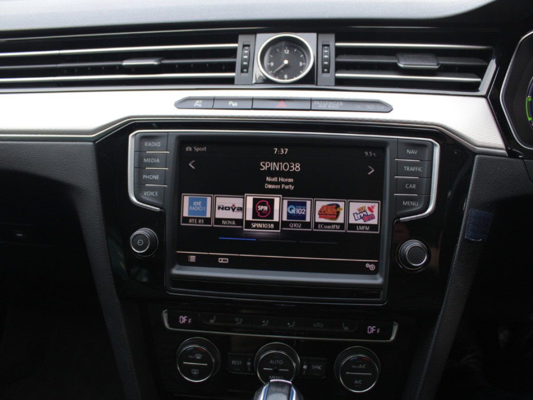 2016 Volkswagen Passat