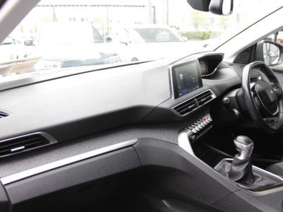 2019 Peugeot 5008